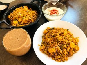 Read more about the article Quick and Easy Poha Recipe For Busy Days: Healthy and Yummy!