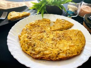 Read more about the article Irresistible Spanish Omelette: Breakfast Bliss in Every Bite – In 15 Minutes